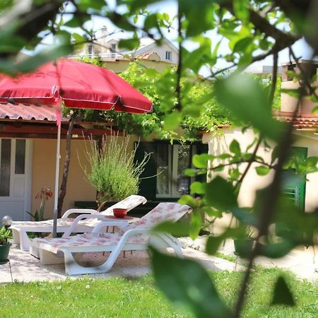 Apartment Taja, Cijela Kuca I Vrt Samo Za Vas Split Luaran gambar